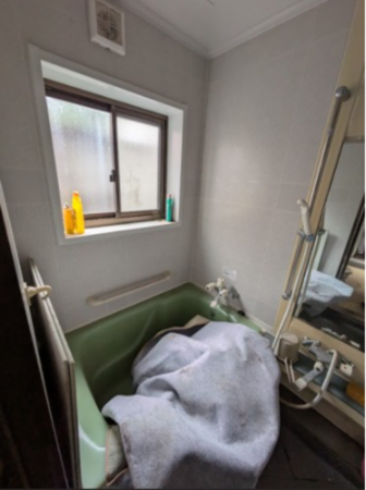 南砺市井波、中古一戸建ての風呂画像です