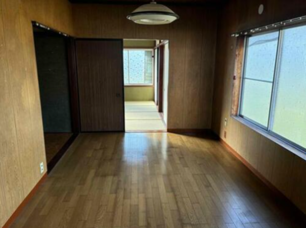 小矢部市鷲島、中古一戸建ての内装画像です