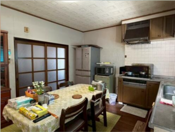 南砺市竹林、中古一戸建てのキッチン画像です