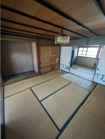 南砺市本町、中古一戸建ての画像です