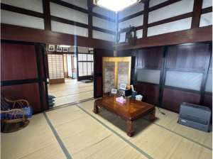 南砺市北野、中古一戸建ての内装画像です