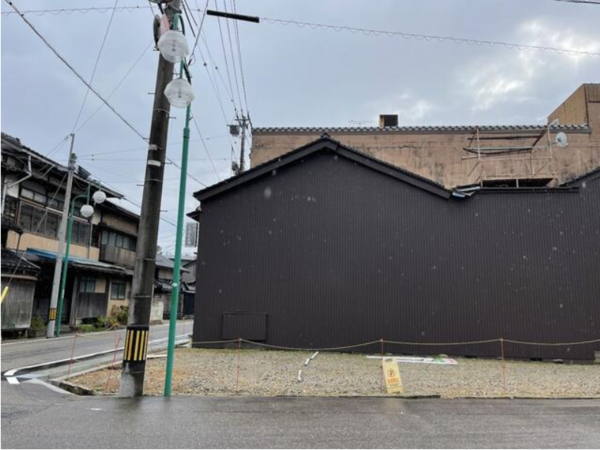砺波市中央町、土地の外観画像です
