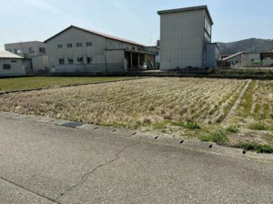 小矢部市綾子、土地の外観画像です