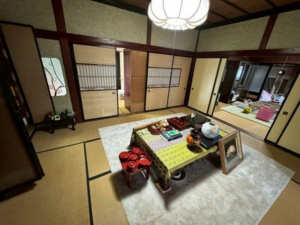 砺波市安川、中古一戸建ての内装画像です