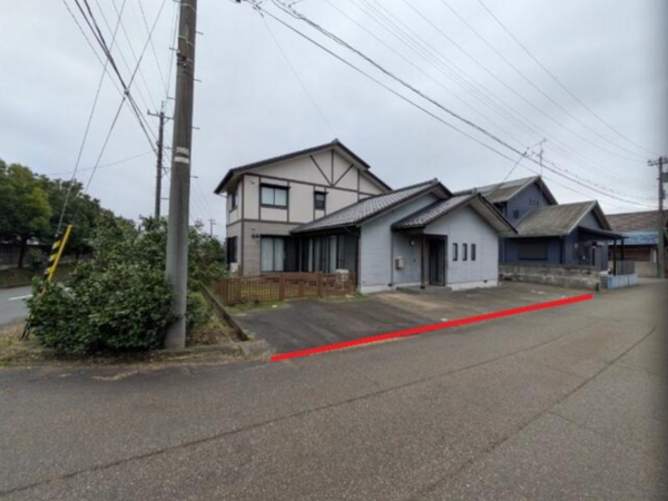 南砺市池田、中古一戸建ての外観画像です