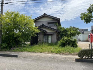小矢部市津沢、土地の外観画像です