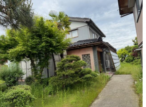 砺波市林、中古一戸建ての外観画像です