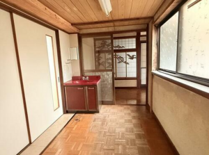 砺波市宮森新、中古一戸建ての内装画像です