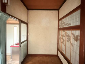 砺波市宮森新、中古一戸建ての内装画像です