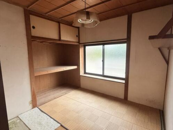 砺波市宮森新、中古一戸建ての内装画像です