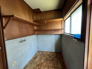 小矢部市埴生、中古一戸建ての内装画像です
