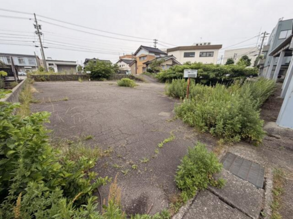 南砺市やかた、土地の外観画像です