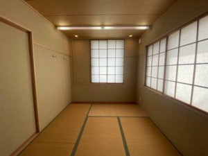 砺波市千代、中古一戸建ての内装画像です