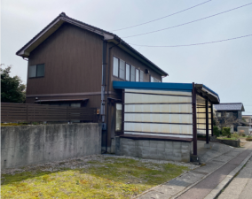 南砺市井波、中古一戸建ての外観画像です