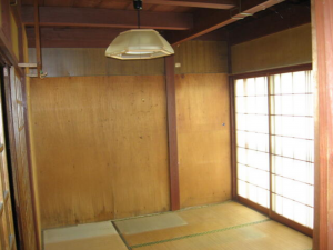 南砺市是安、中古一戸建ての内装画像です