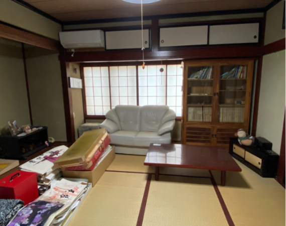 南砺市山見、中古一戸建ての内装画像です