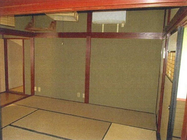 南砺市是安、中古一戸建ての内装画像です
