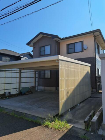 小矢部市七社、中古一戸建ての外観画像です