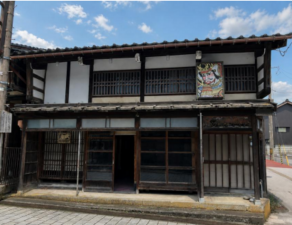 南砺市井波、中古一戸建ての外観画像です