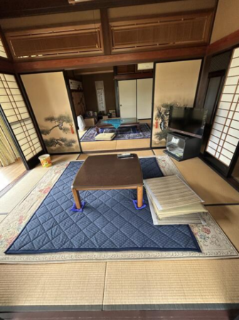 砺波市石丸、中古一戸建ての内装画像です