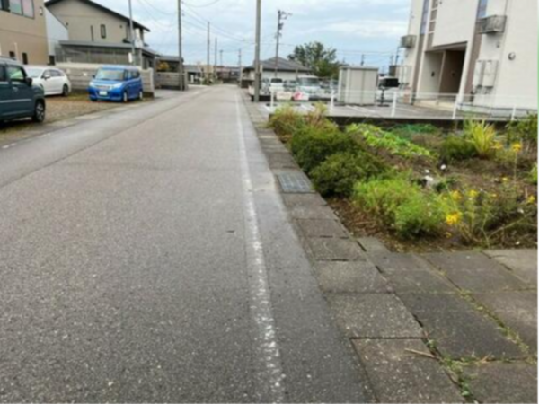 小矢部市泉町、土地の外観画像です