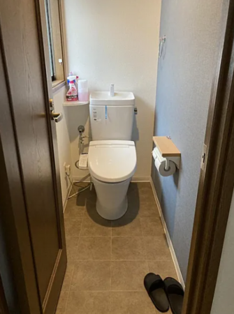 神戸市垂水区星陵台、中古一戸建てのトイレ画像です