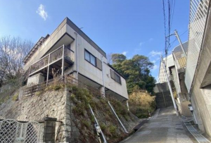 神戸市垂水区東垂水町、中古一戸建ての外観画像です