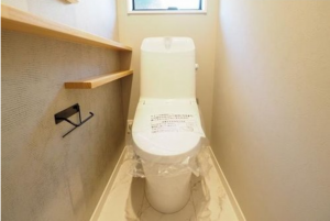 神戸市垂水区美山台、中古一戸建てのトイレ画像です