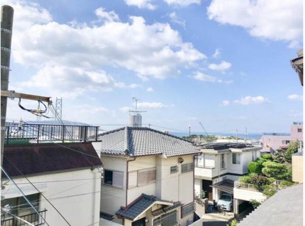 神戸市垂水区歌敷山、中古一戸建ての周辺の街並み画像です