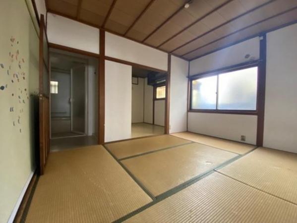 神戸市垂水区霞ケ丘、中古一戸建ての内装画像です
