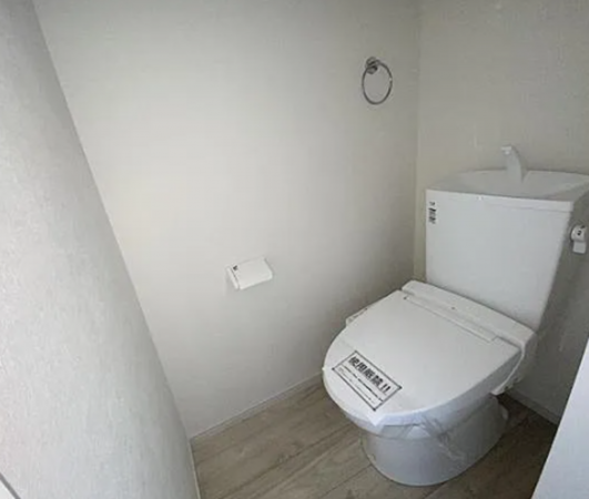 神戸市垂水区南多聞台、新築一戸建てのトイレ画像です
