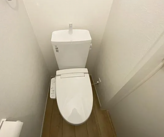 神戸市垂水区南多聞台、新築一戸建てのトイレ画像です
