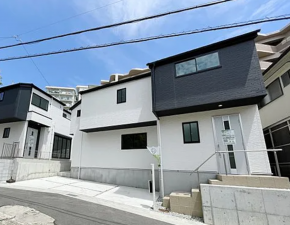神戸市垂水区歌敷山、新築一戸建ての外観画像です