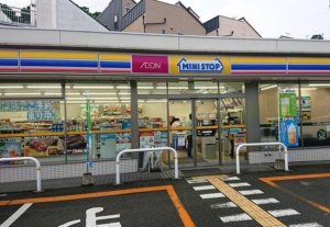 神戸市垂水区舞子坂、新築一戸建てのコンビニ画像です