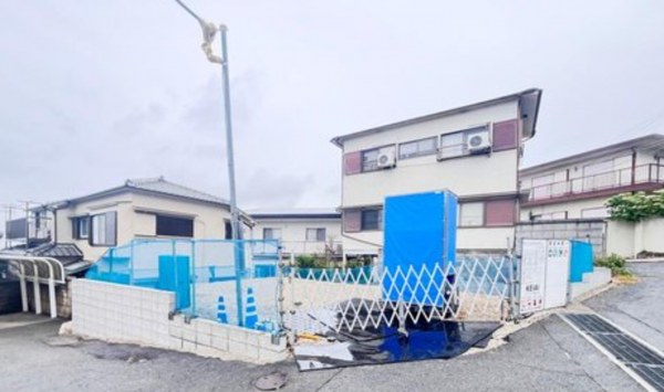 神戸市垂水区舞子坂、新築一戸建ての前面道路を含む現地写真画像です