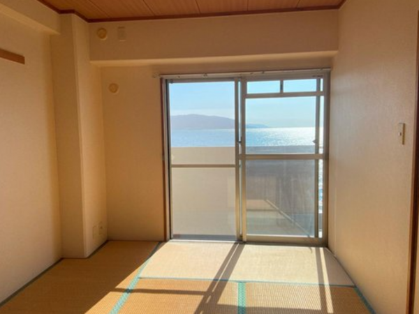 神戸市垂水区狩口台、マンションの内装画像です