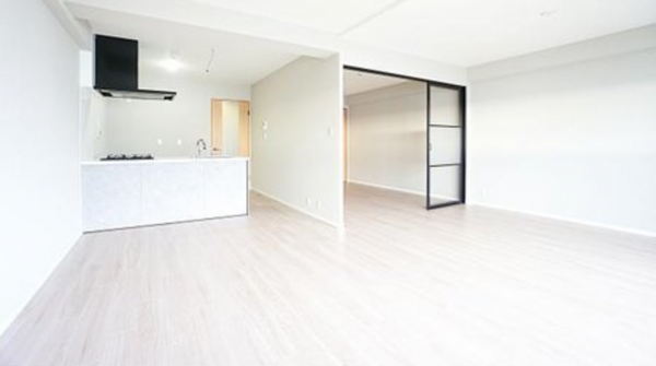 神戸市垂水区狩口台、マンションの内装画像です