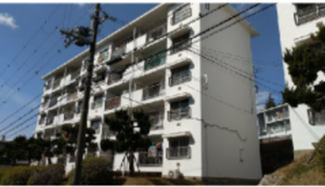 神戸市垂水区上高丸、マンションの外観画像です