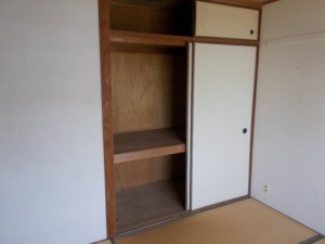 神戸市垂水区高丸、マンションの収納画像です