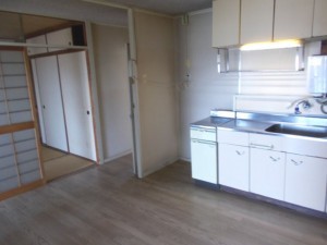 神戸市垂水区高丸、マンションのキッチン画像です