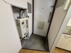 神戸市垂水区旭が丘、マンションの玄関画像です