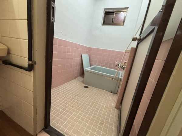 神戸市垂水区旭が丘、マンションの風呂画像です