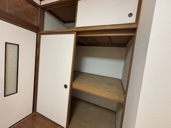 神戸市垂水区旭が丘、マンションの収納画像です