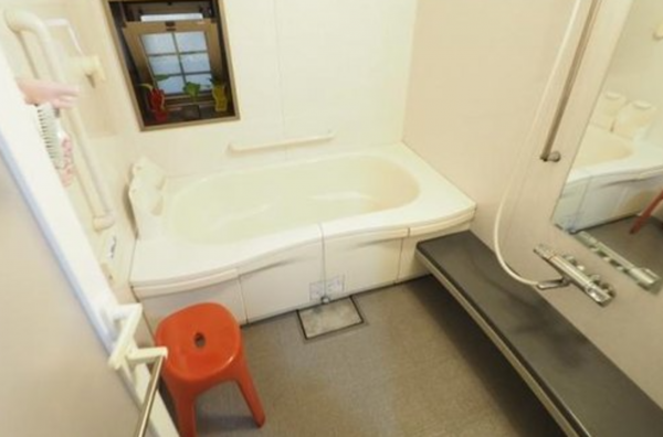 神戸市垂水区塩屋町、マンションの風呂画像です