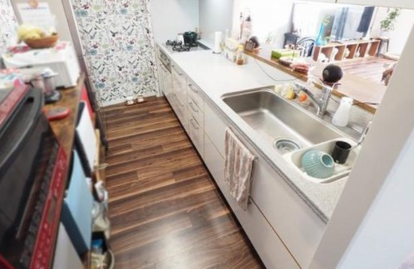 神戸市垂水区塩屋町、マンションのキッチン画像です