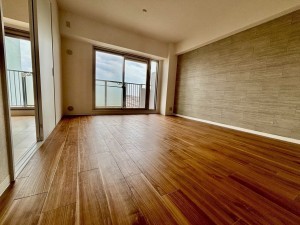 神戸市垂水区青山台、マンションの居間画像です