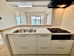 神戸市垂水区青山台、マンションのキッチン画像です