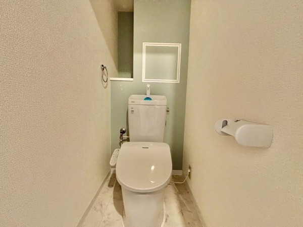 神戸市垂水区青山台、マンションのトイレ画像です