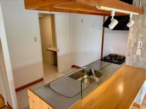 神戸市垂水区青山台、マンションのキッチン画像です