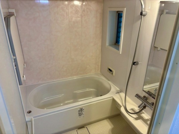 神戸市垂水区青山台、マンションの風呂画像です